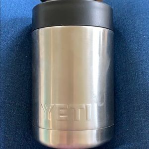 Yeti rambler colster 12oz silver